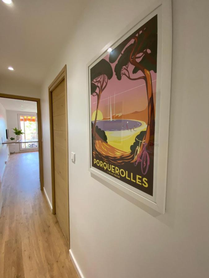 Superbe Appartement Avec Grande Terrasse Carqueiranne Exteriér fotografie